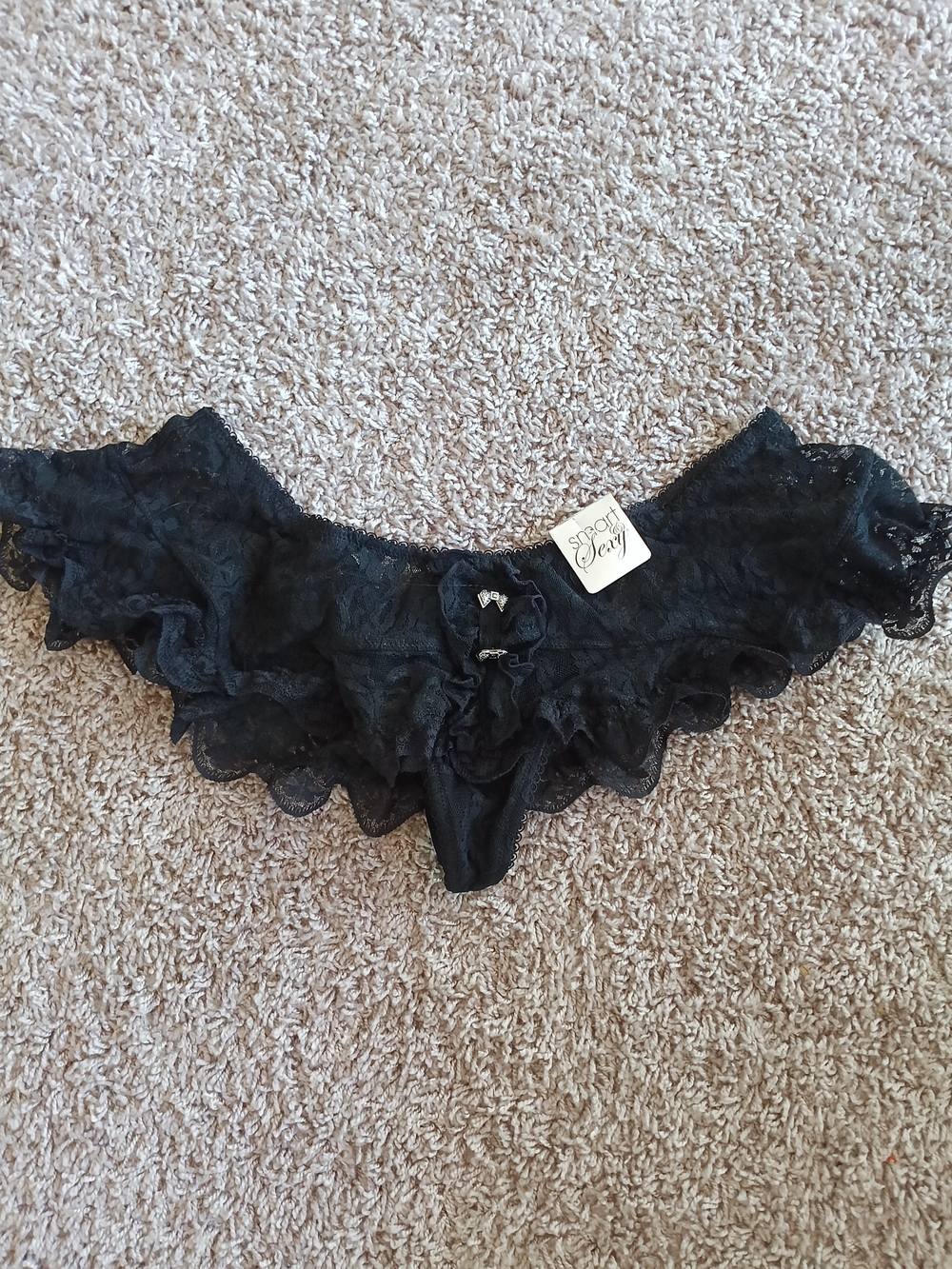 smart & sexy Black Lace Ruffle Bikini Panties